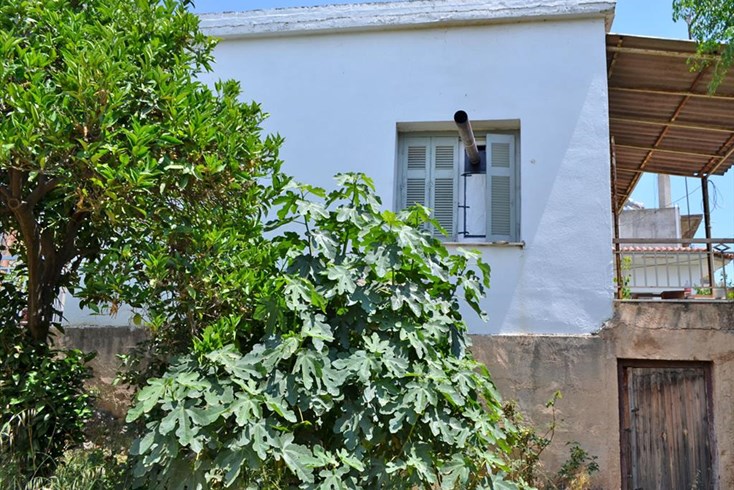 Realty photo 2