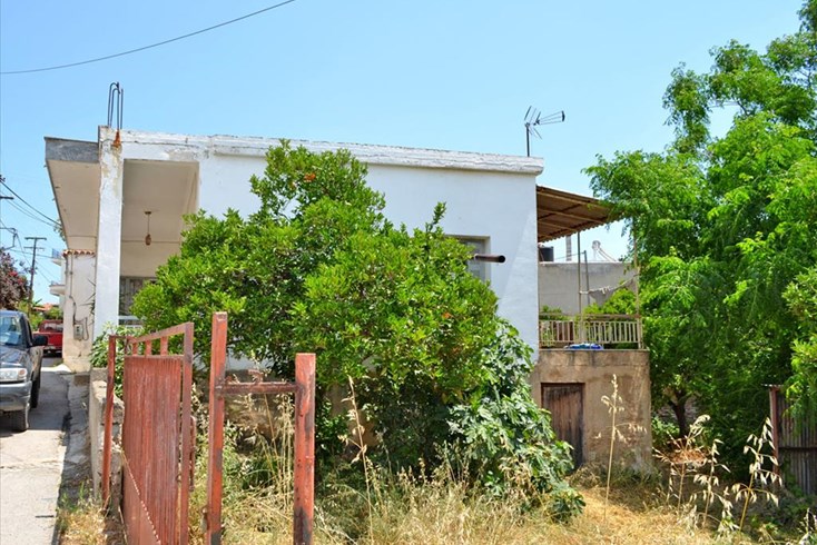 Realty photo 3