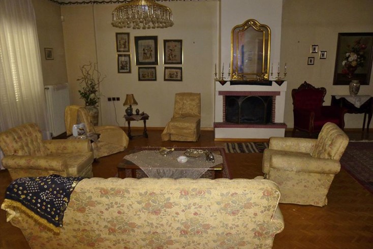 Realty photo 3