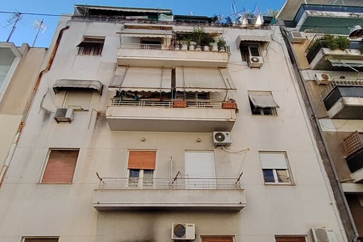 Realty photo 1