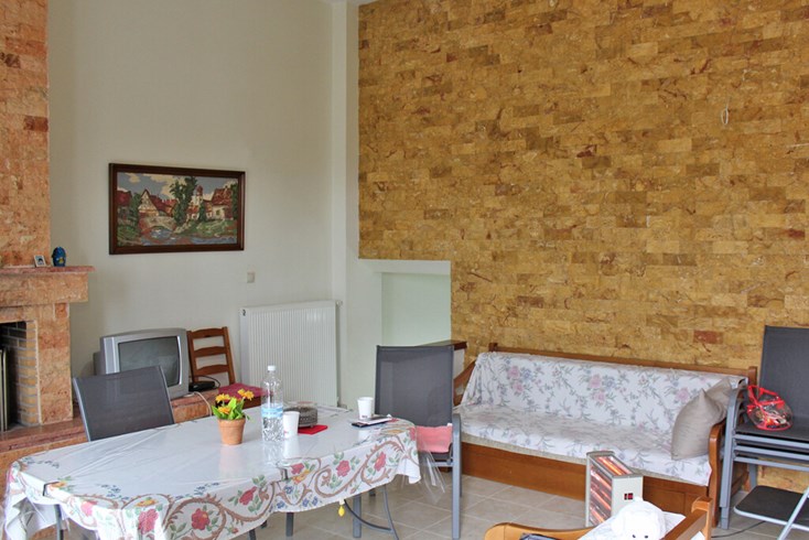 Realty photo 3