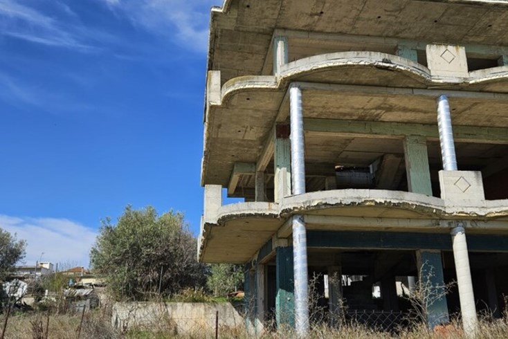 Realty photo 2