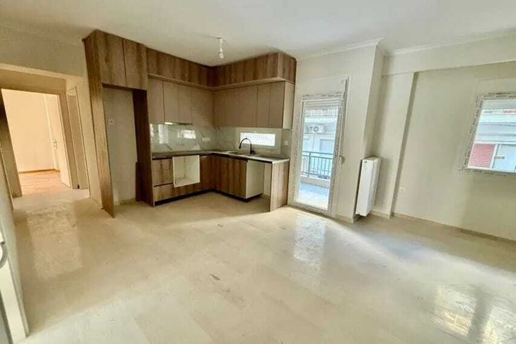 Realty photo 1