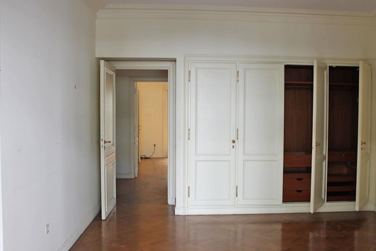 Realty photo 2