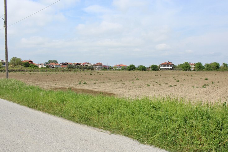 Realty photo 3