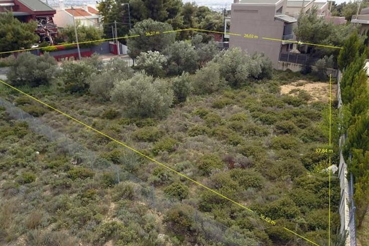 Realty photo 1