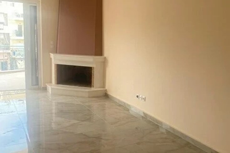 Realty photo 3