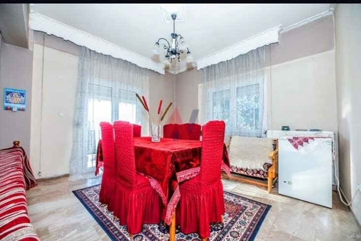 Realty photo 3