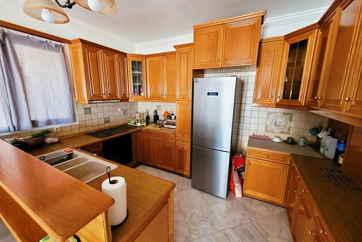 Realty photo 3