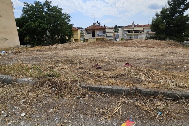 Realty photo 1