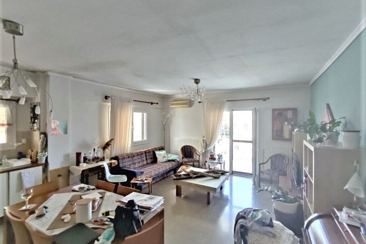 Realty photo 2