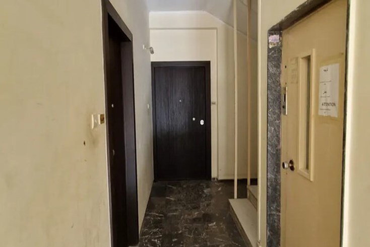 Realty photo 3