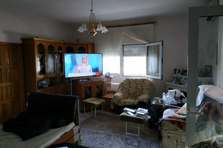 Realty photo 3