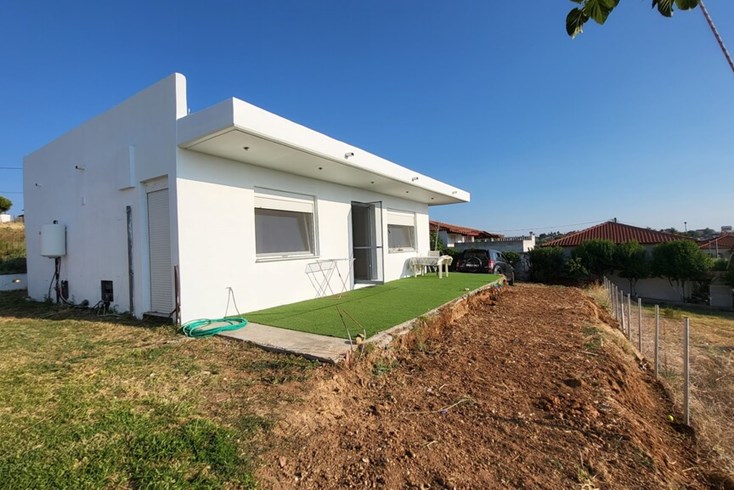 Realty photo 2