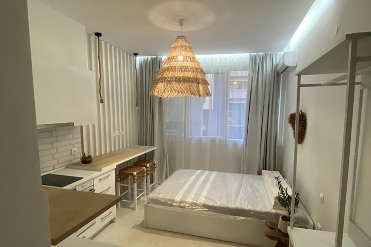 Realty photo 1