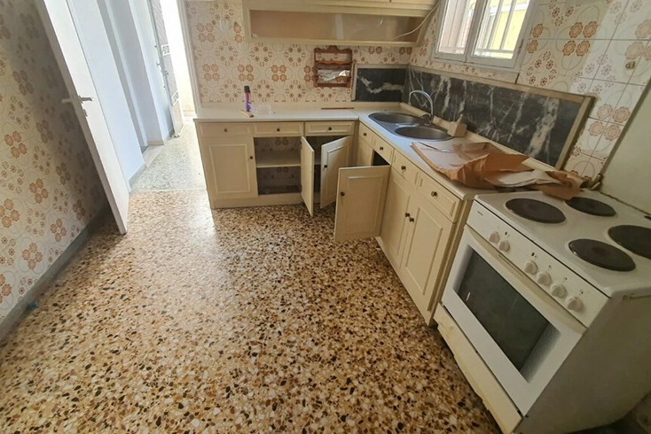Realty photo 1