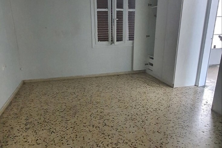 Realty photo 2