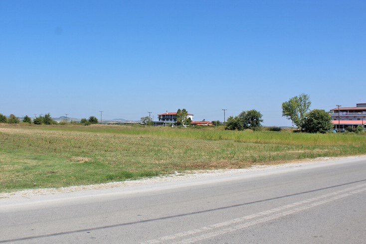 Realty photo 2