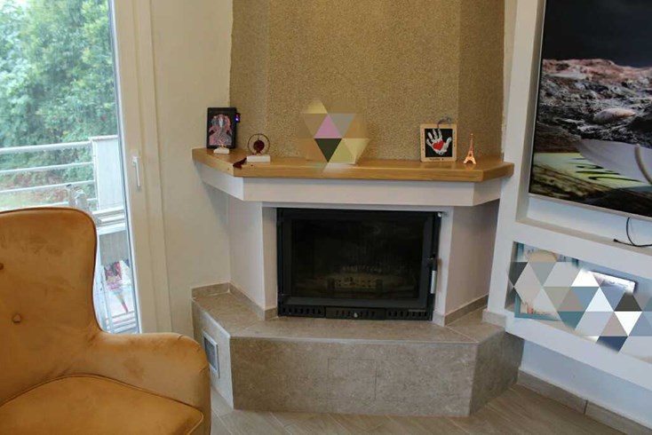 Realty photo 3