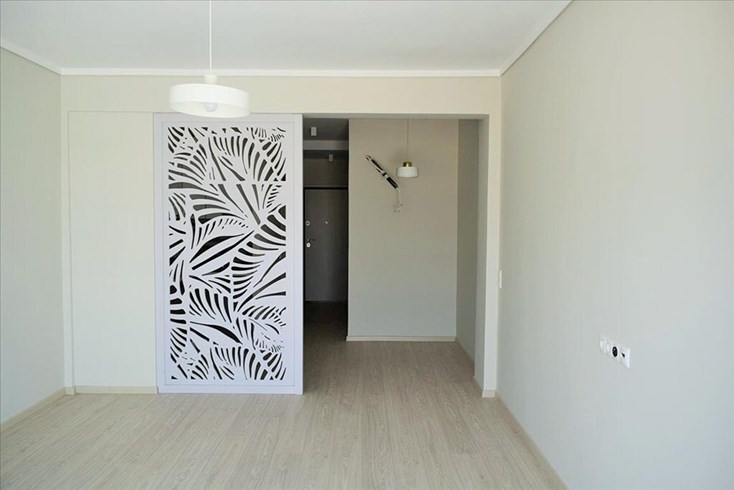 Realty photo 1