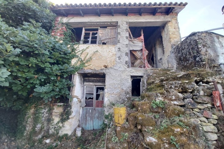 Realty photo 2
