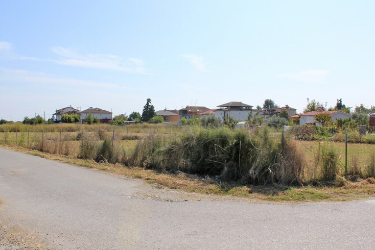 Realty photo 2