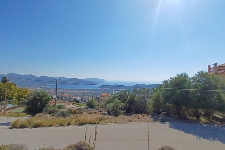 Realty photo 2
