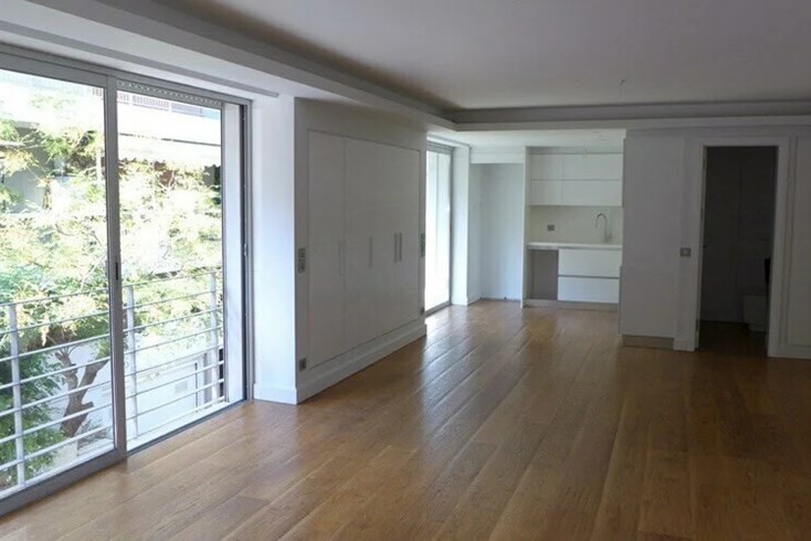 Realty photo 3