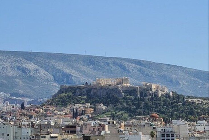 Realty photo 2