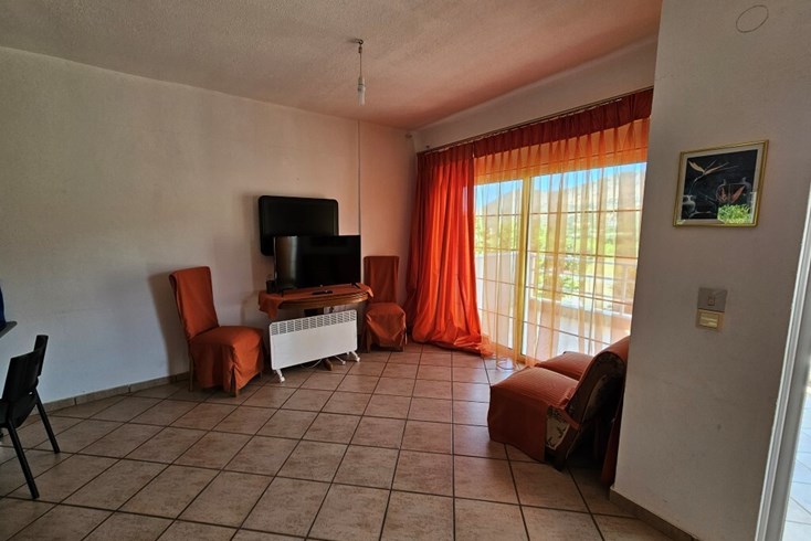 Realty photo 3