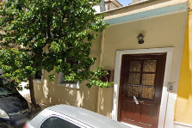 Realty photo 1