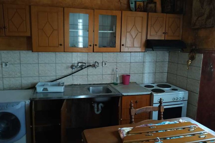 Realty photo 1