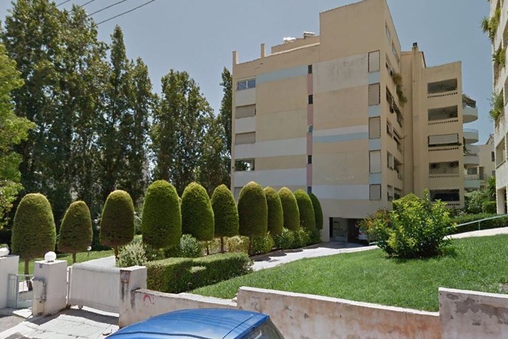 Realty photo 1