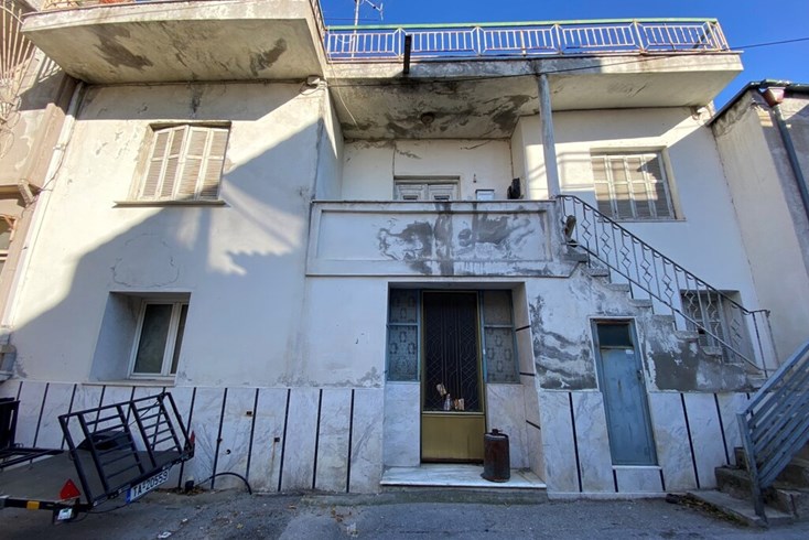 Realty photo 1