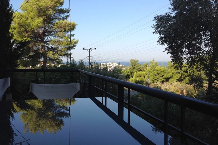 Realty photo 2