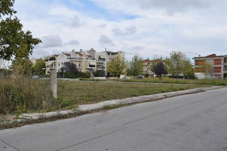 Realty photo 1