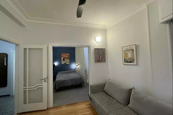 Realty photo 2