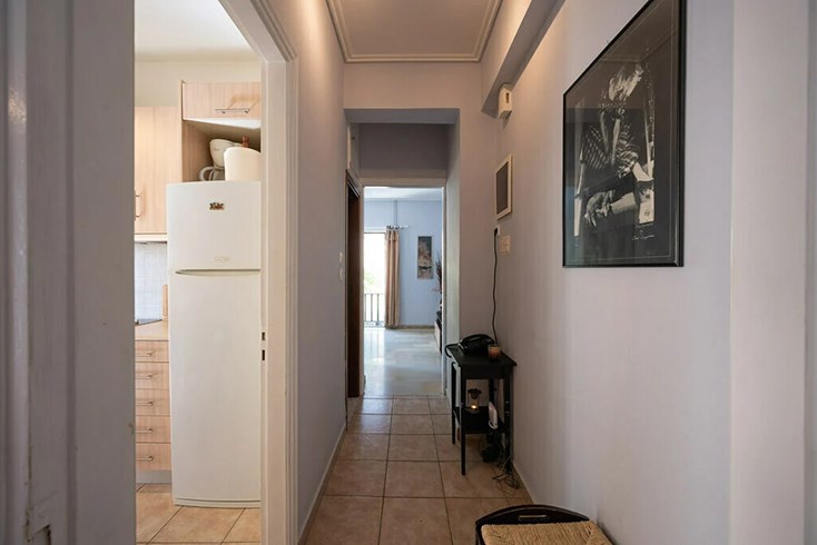 Realty photo 3