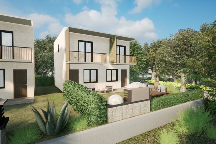 Realty photo 3