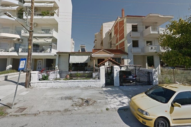 Realty photo 2