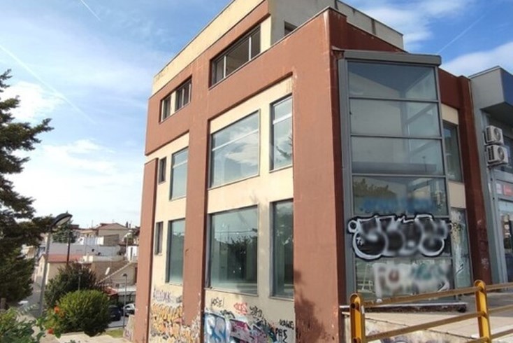 Realty photo 3