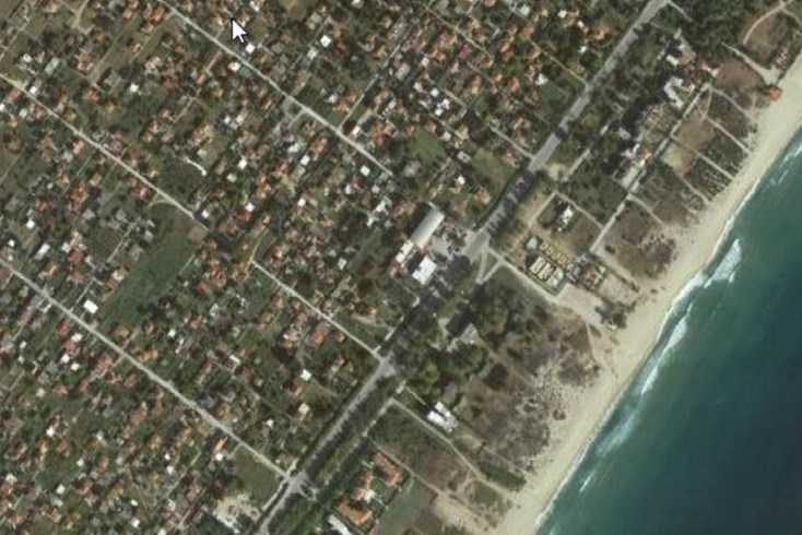 Realty photo 3