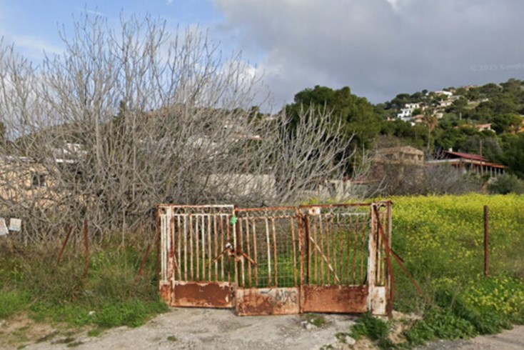 Realty photo 1