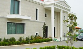 Vila 1300 m² u predgrađu Soluna