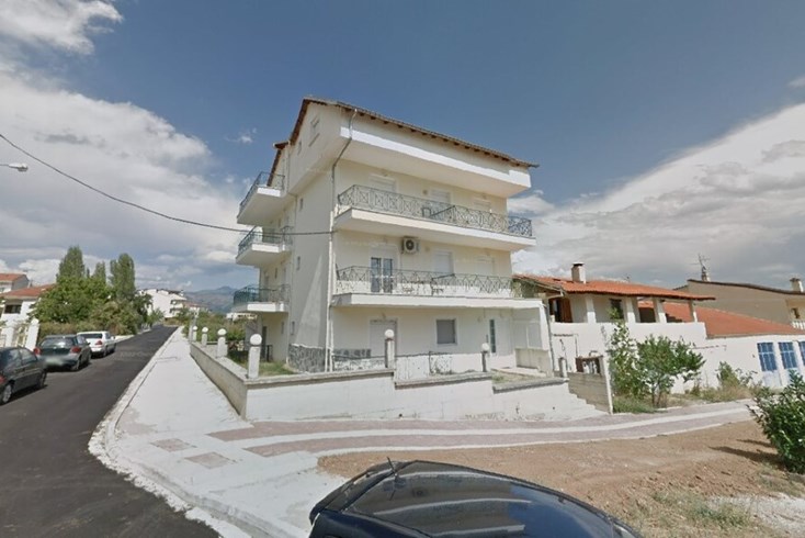 Realty photo 2