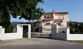 Maison individuelle 390 m² dans la banlieue de Thessalonique
