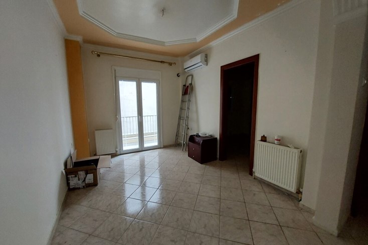 Realty photo 1