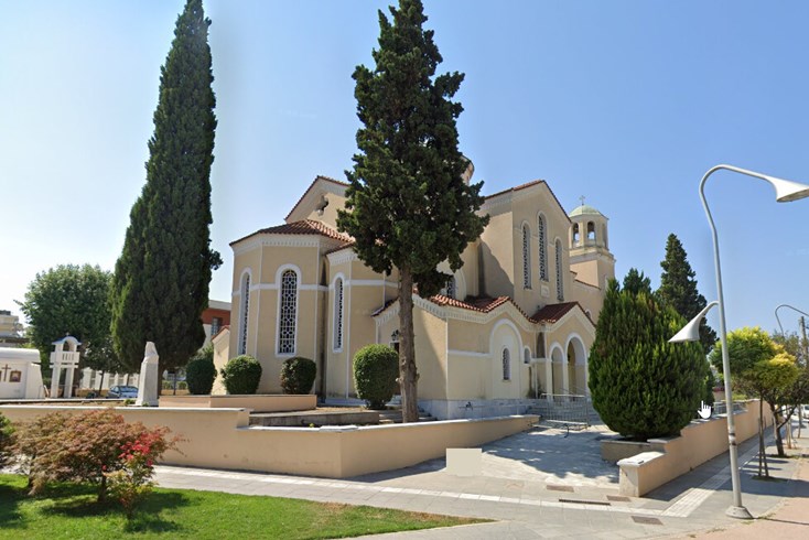 Realty photo 2