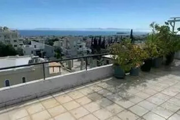 Realty photo 1