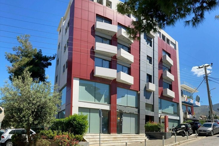 Realty photo 1